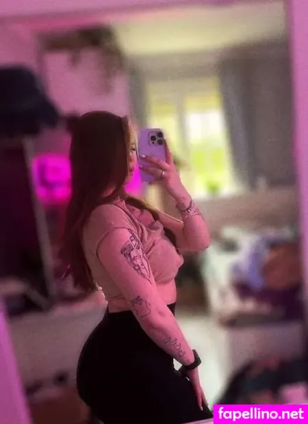 Feneliactx OnlyFans Thumbnail #JwxcENiVWw