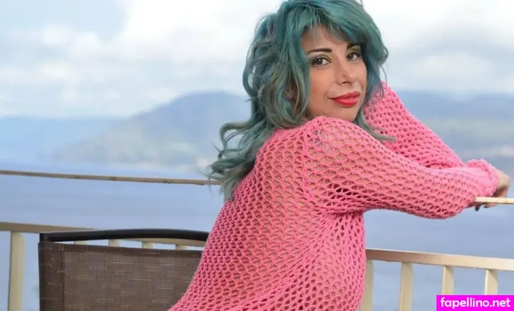 Fenice Modella OnlyFans Thumbnail #EQ30q0AV9j