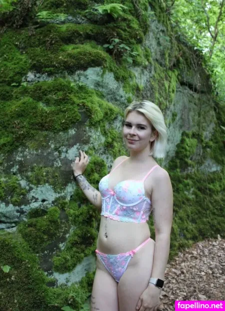 Fenni2002 OnlyFans Thumbnail #LD7k65WInk