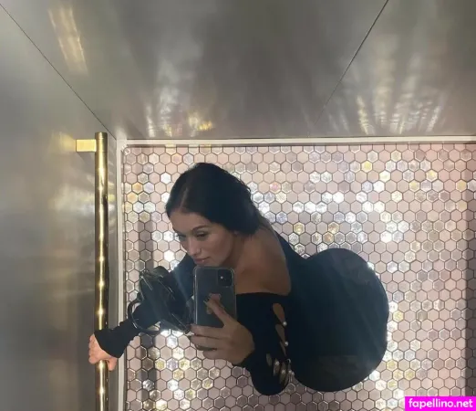 Fer Corrales OnlyFans Thumbnail #44VfYouhST