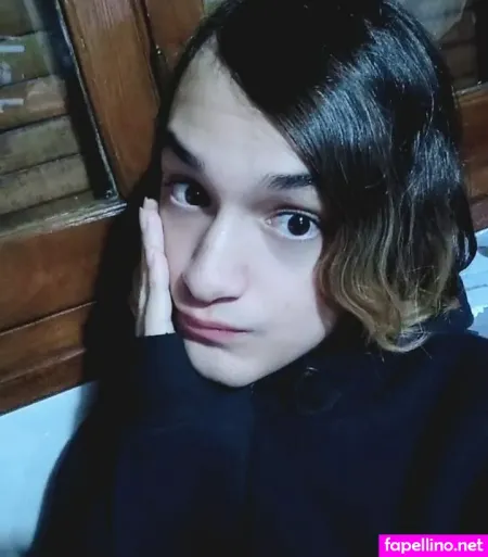 Fer Neko OnlyFans Thumbnail #CAKshKgYIO