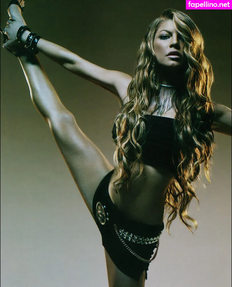 fergie Nude Leaked OnlyFans Photo #Kd9ofuLH5s