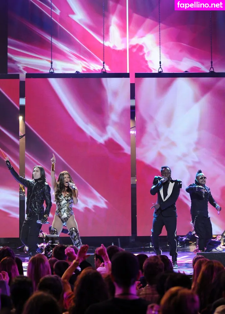 fergie Nude Leaked OnlyFans Photo #R4wl56igL7