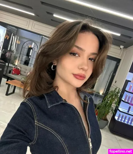 Feride Ozdinc OnlyFans Thumbnail #GeNWsSYaKO