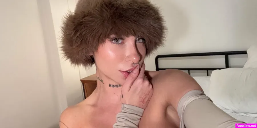 Fermoreno1 OnlyFans Thumbnail #Gjy2ZWhpse