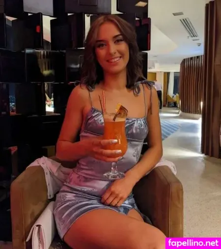 Fern Alexandra OnlyFans Thumbnail #gxL2d8LdQF