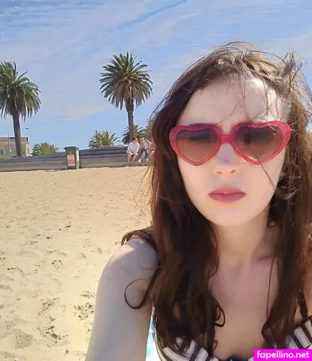 Fern Brady OnlyFans Thumbnail #Ipoy4ZSzKI