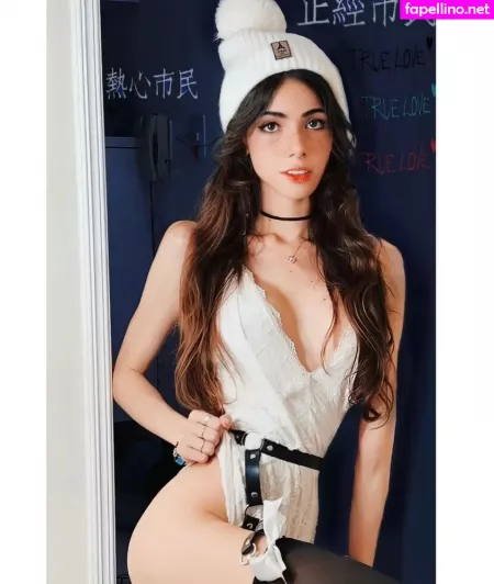 Fernanda Aquino OnlyFans Thumbnail #cGd3aNWtm8