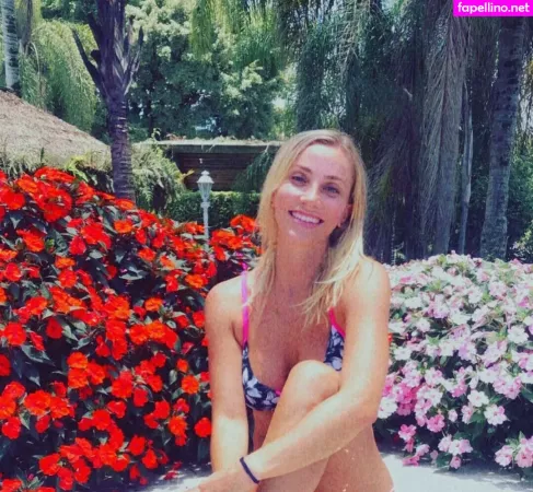 Fernanda Colombo OnlyFans Thumbnail #HqWKBl2ruf