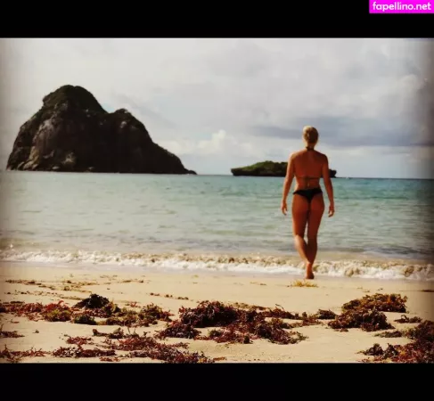 Fernanda Colombo OnlyFans Thumbnail #N4QgPAocbc