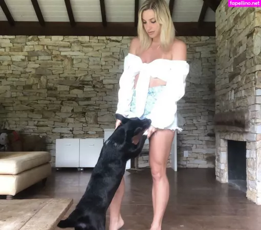 Fernanda Colombo OnlyFans Thumbnail #VdRvr3ySUR