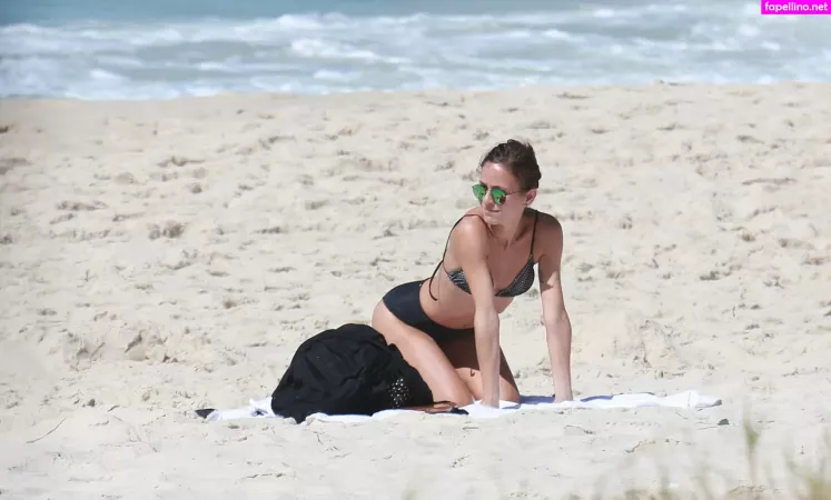 Fernanda De Freitas OnlyFans Thumbnail #yamAi3ReuW