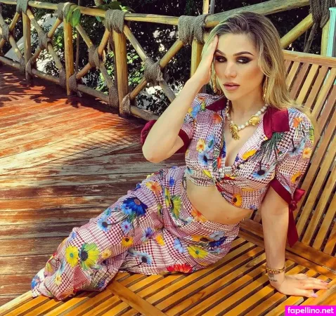 Fernanda Gomez OnlyFans Thumbnail #Is0yMNqpJ5