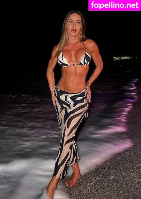 Fernanda Pedrosa OnlyFans Thumbnail #Pqa22pQzcm