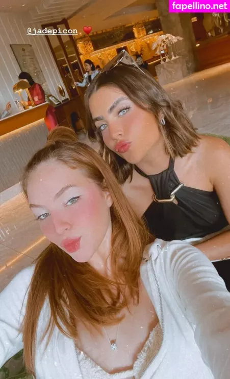 Fernanda Schneider OnlyFans Thumbnail #he7OFtQGT9