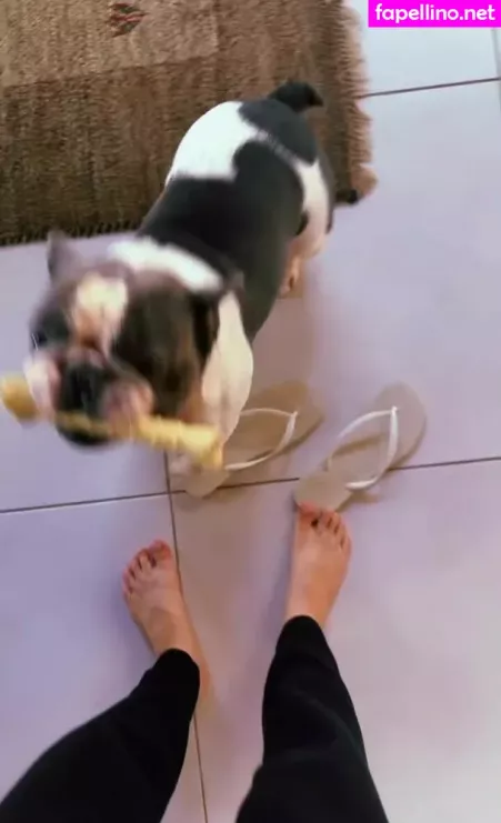 Fernanda Schneider OnlyFans Thumbnail #i707h12DOX