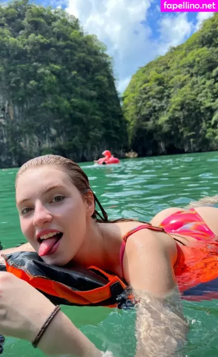 Fernanda Schneider OnlyFans Thumbnail #pfrTLvVPix