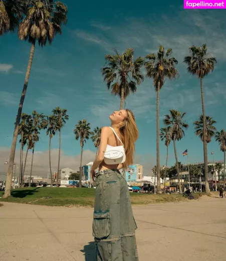 Fernanda Schneider OnlyFans Thumbnail #w3ArnwPHoM