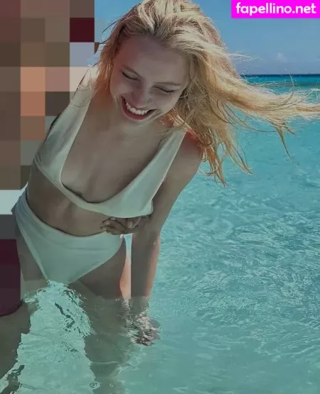 Fernanda Schneider OnlyFans Thumbnail #yjIiH1Xcri