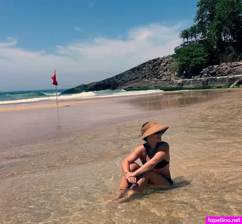 Fernanda Souza OnlyFans Thumbnail #CJFCLtW5Ec