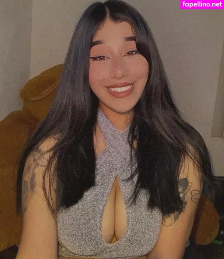 Fernanda V OnlyFans Thumbnail #WxE99cBspA