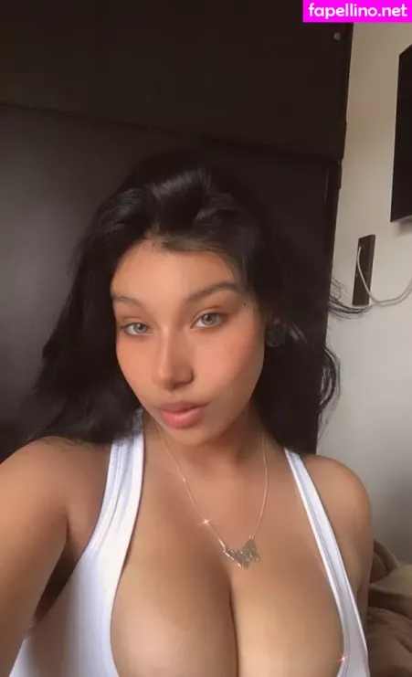 Fernanda V OnlyFans Thumbnail #joO9xWfGj9