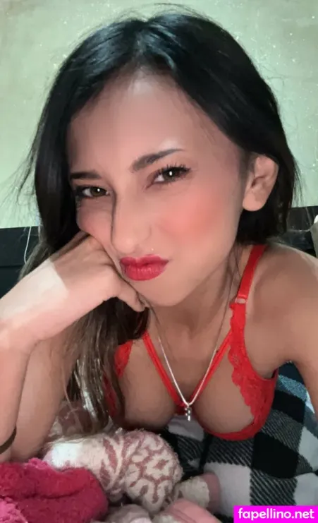 Fernanda Wong OnlyFans Thumbnail #9M1FjKbOtQ