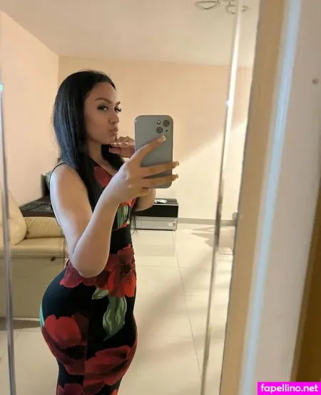 Fernandadreah OnlyFans Thumbnail #FYd7DCewrx