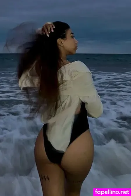 Fernandamamiiii OnlyFans Thumbnail #b1hW2032Fm