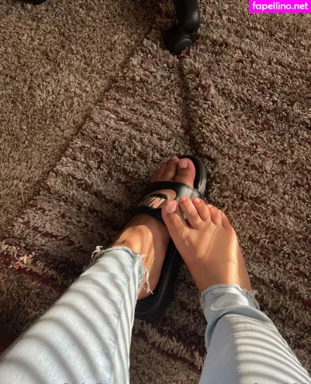 Fernandas Feet888 OnlyFans Thumbnail #o1juL7uB0Q