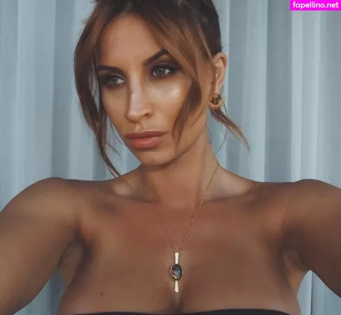 Ferne Mccann OnlyFans Thumbnail #o4Ctge4Nur
