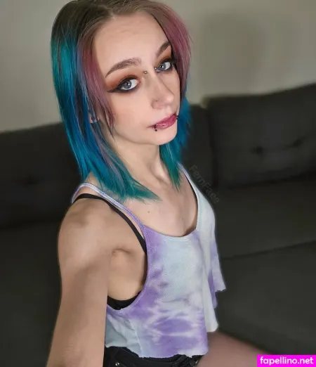 Fernfaeefree 2 OnlyFans Thumbnail #9rgVmPdVzc