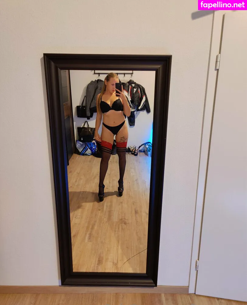 FeuerRose_, feuerrose Nude Leaked OnlyFans Photo #6wz41H8mwp