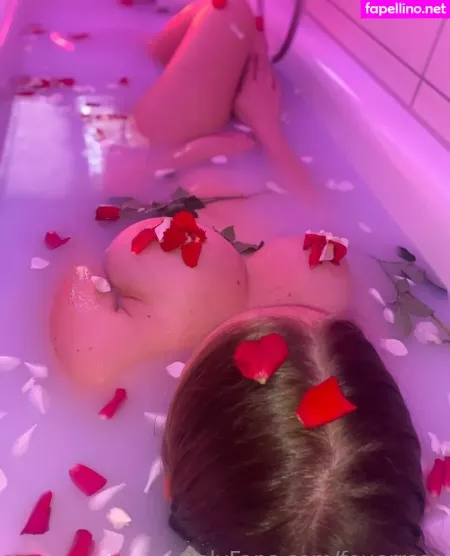 Feuerrose OnlyFans Thumbnail #nlzWDjTPyN