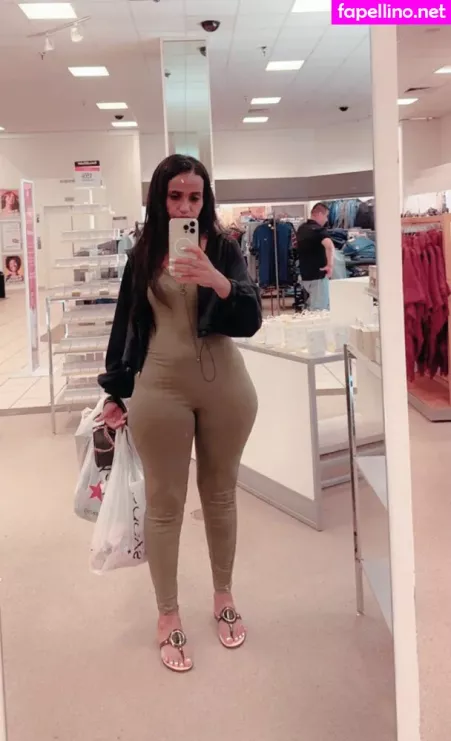 Fevunet OnlyFans Thumbnail #x4KayQED70