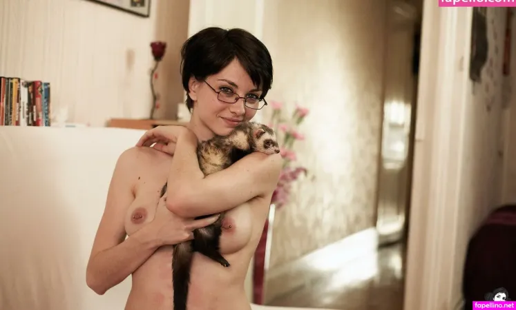 Feyne OnlyFans Thumbnail #72xlYNgn0G