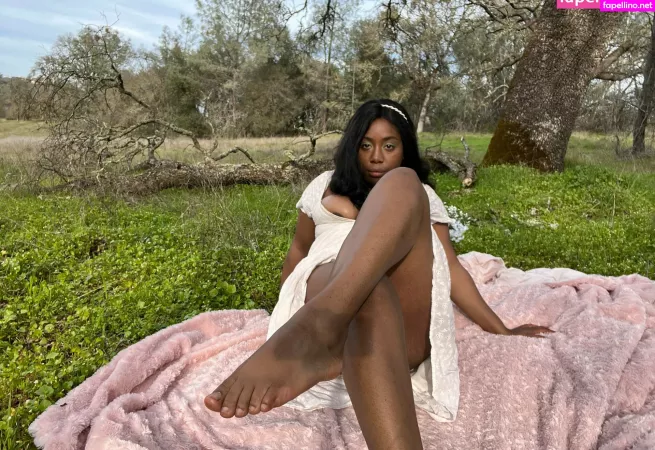 Feysinclair421 OnlyFans Thumbnail #6SDnbXHgJU