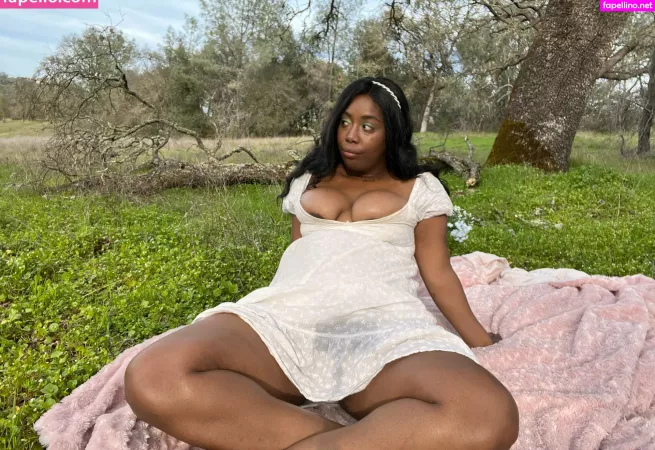 Feysinclair421 OnlyFans Thumbnail #LwXl85QXeF