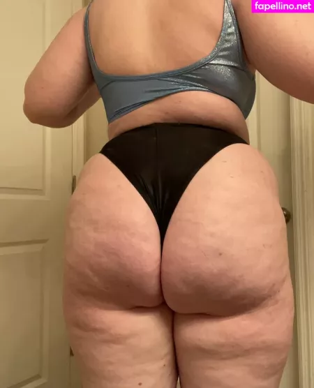 Ffabellylover OnlyFans Thumbnail #XhrdYd7QyI