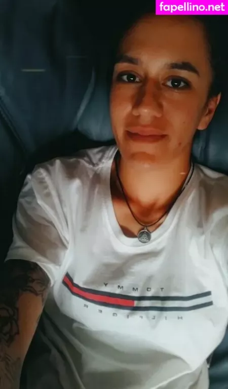 Fhatarse OnlyFans Thumbnail #J9wl6xCt3F