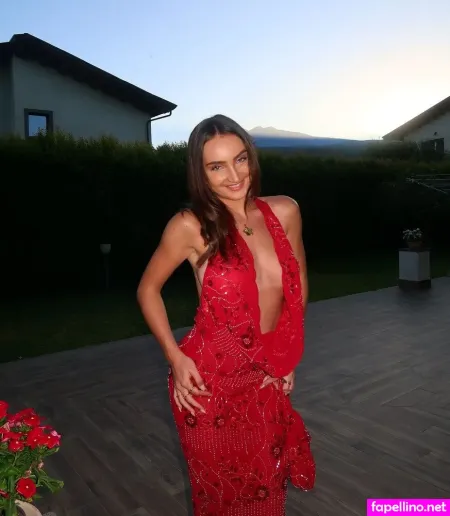 Fi Markey OnlyFans Thumbnail #y2UHgI7P18