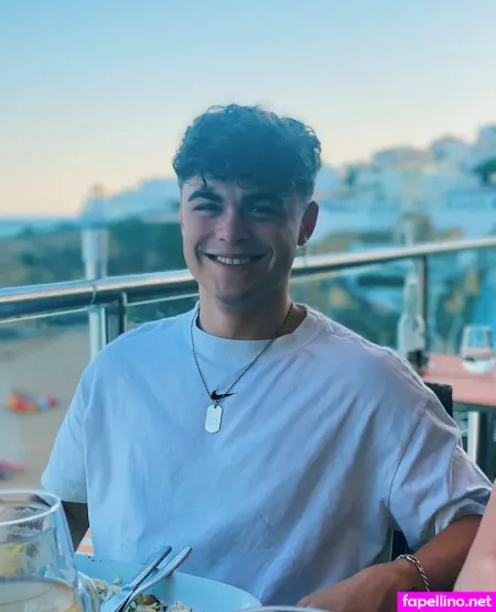 Fidtik OnlyFans Thumbnail #A0O3KpWnnY