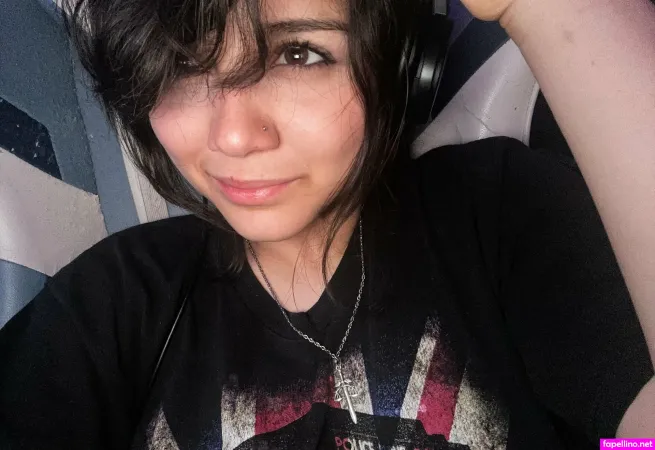 Figgypupz OnlyFans Thumbnail #FayPMfv3Br