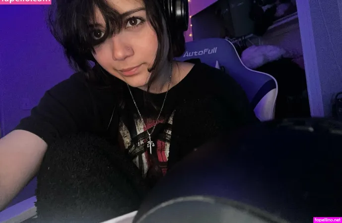Figgypupz OnlyFans Thumbnail #bKXZG3VyEj