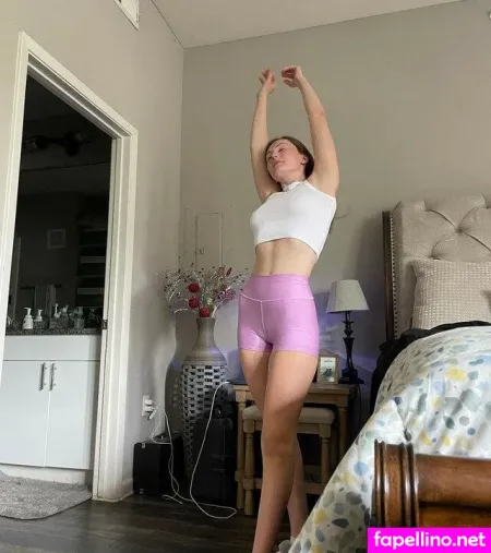 Fille Collant OnlyFans Thumbnail #UCcvBCDkio