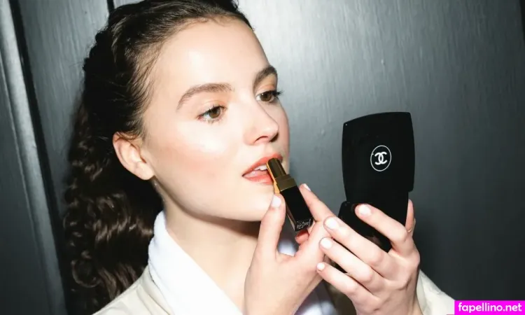 Fina Strazza OnlyFans Thumbnail #EKh3zrNKNr