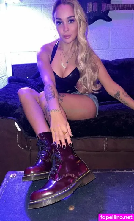Findomgoddessscarlett OnlyFans Thumbnail #6JgaYdFSmb