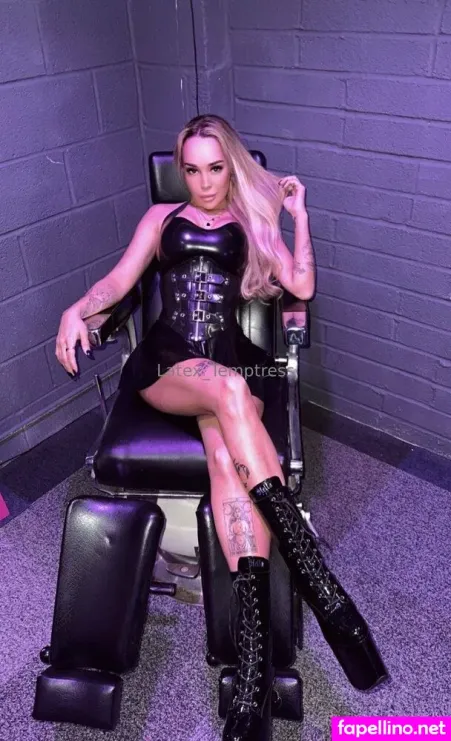 Findomgoddessscarlett OnlyFans Thumbnail #q0wPqPVUrj