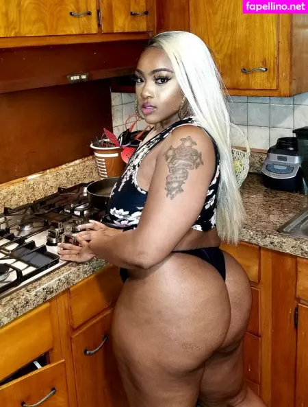 Fineapple Diva OnlyFans Thumbnail #fhe1z8QnO7