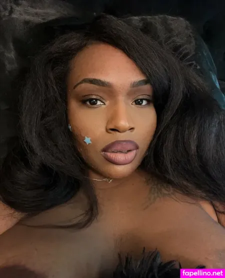 Fineassbina OnlyFans Thumbnail #9SUrWs7U8F